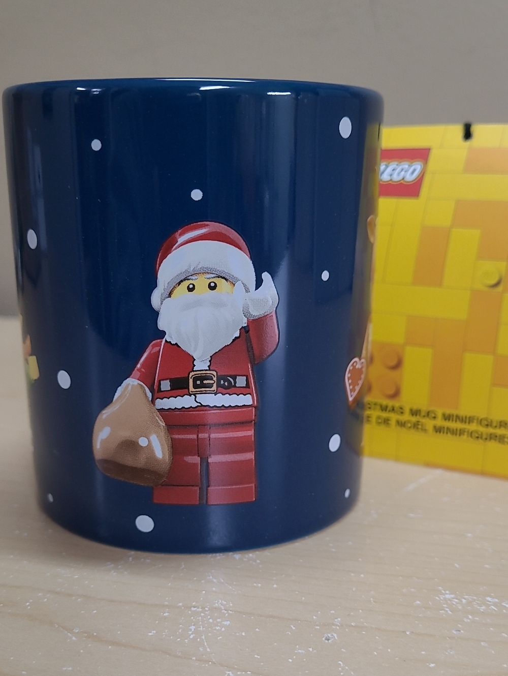 LEGO Christmas Navy Blue Elf/Santa/Reindeer/Snowman Minifigure 10oz Mug NWT